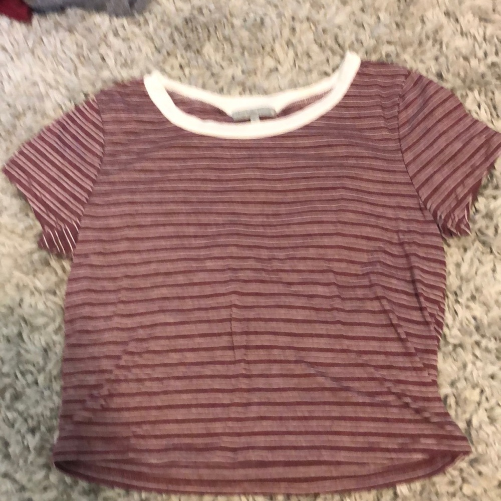 light faded purple cropped t shirt